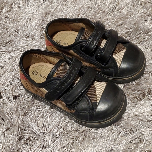 Baby burberry